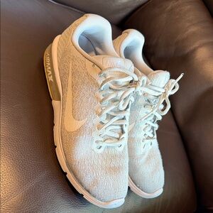 Nike Air Max Women's Sneakers - white/grey